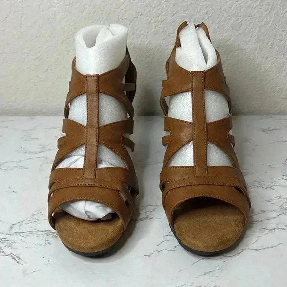 Easy Street Amaze Sandals Size 10 W - Picture 8 of 15